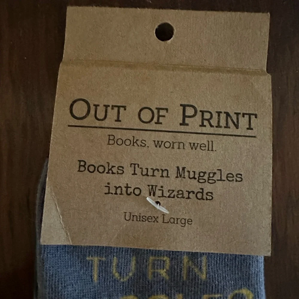 Harry Potter Socks “Books Turn Muggles into Wizards” Sock Size L (10-13) NWT